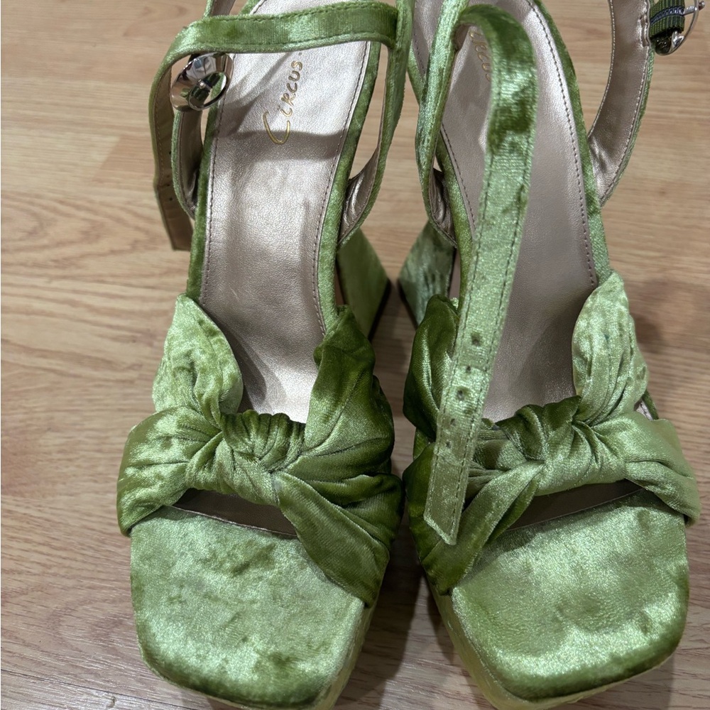 Crevo Olive Velvet Platform Sandals